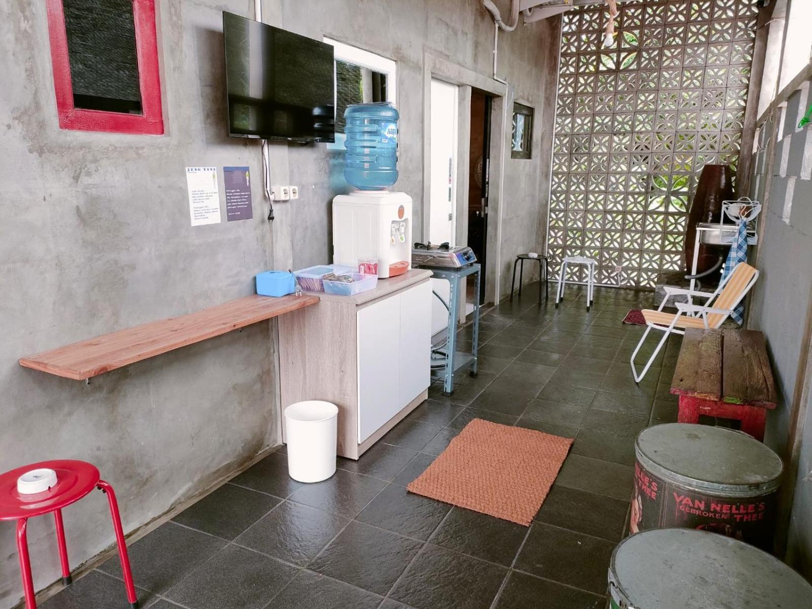 Jeng Tini Guest House Bogor Extérieur photo