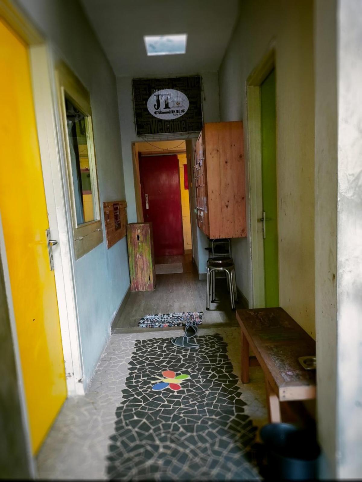 Jeng Tini Guest House Bogor Extérieur photo