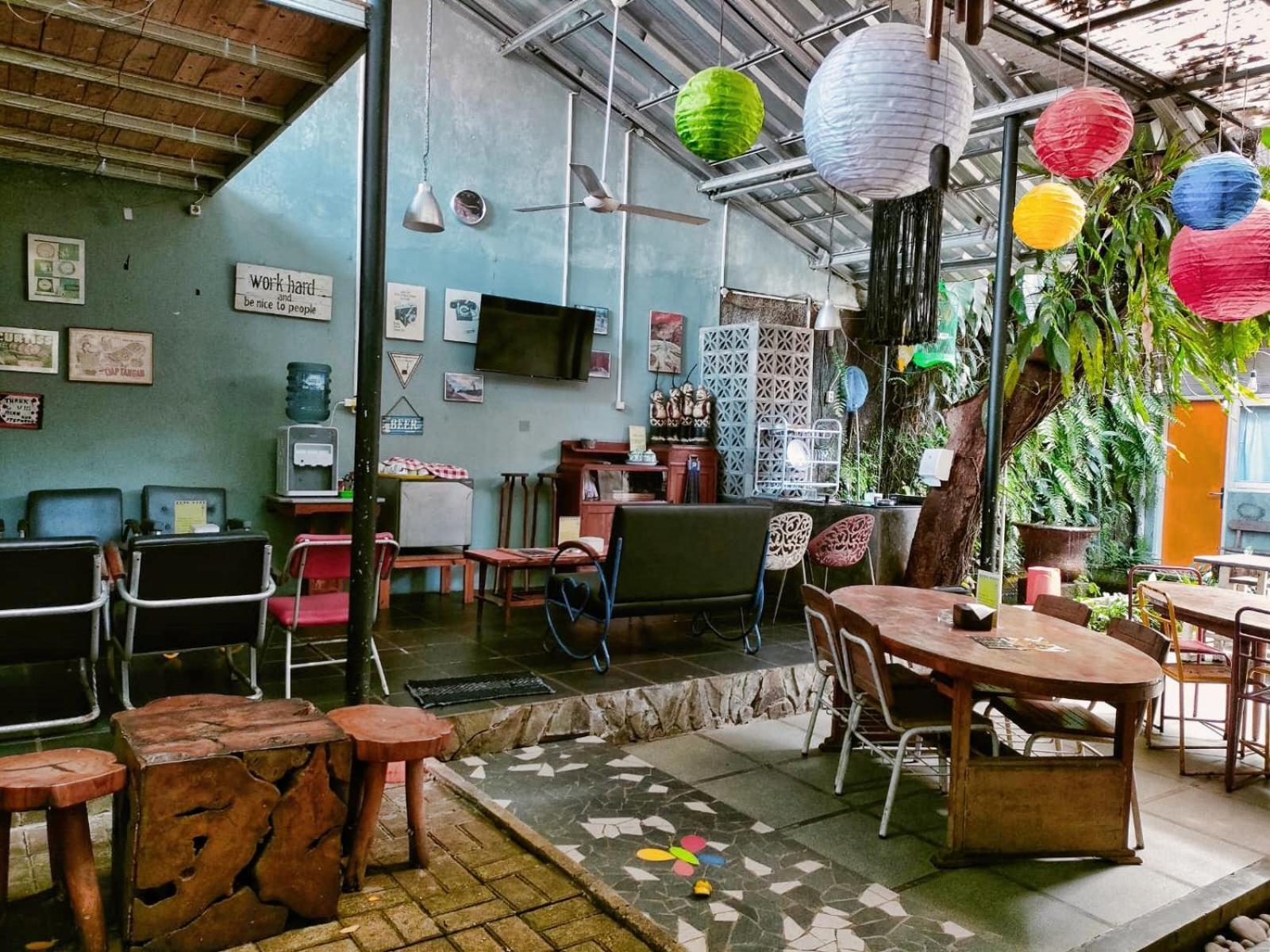 Jeng Tini Guest House Bogor Extérieur photo