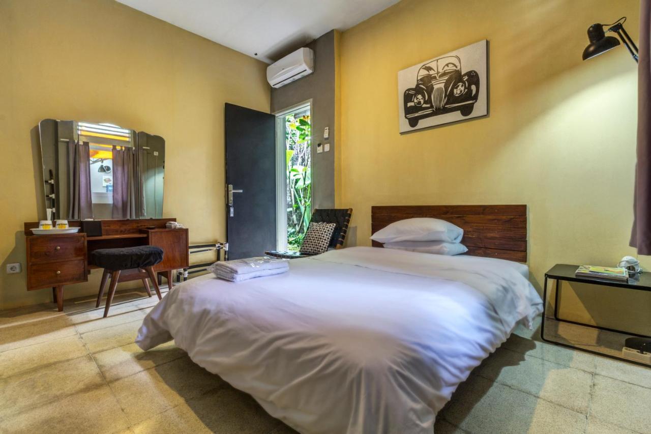 Jeng Tini Guest House Bogor Extérieur photo
