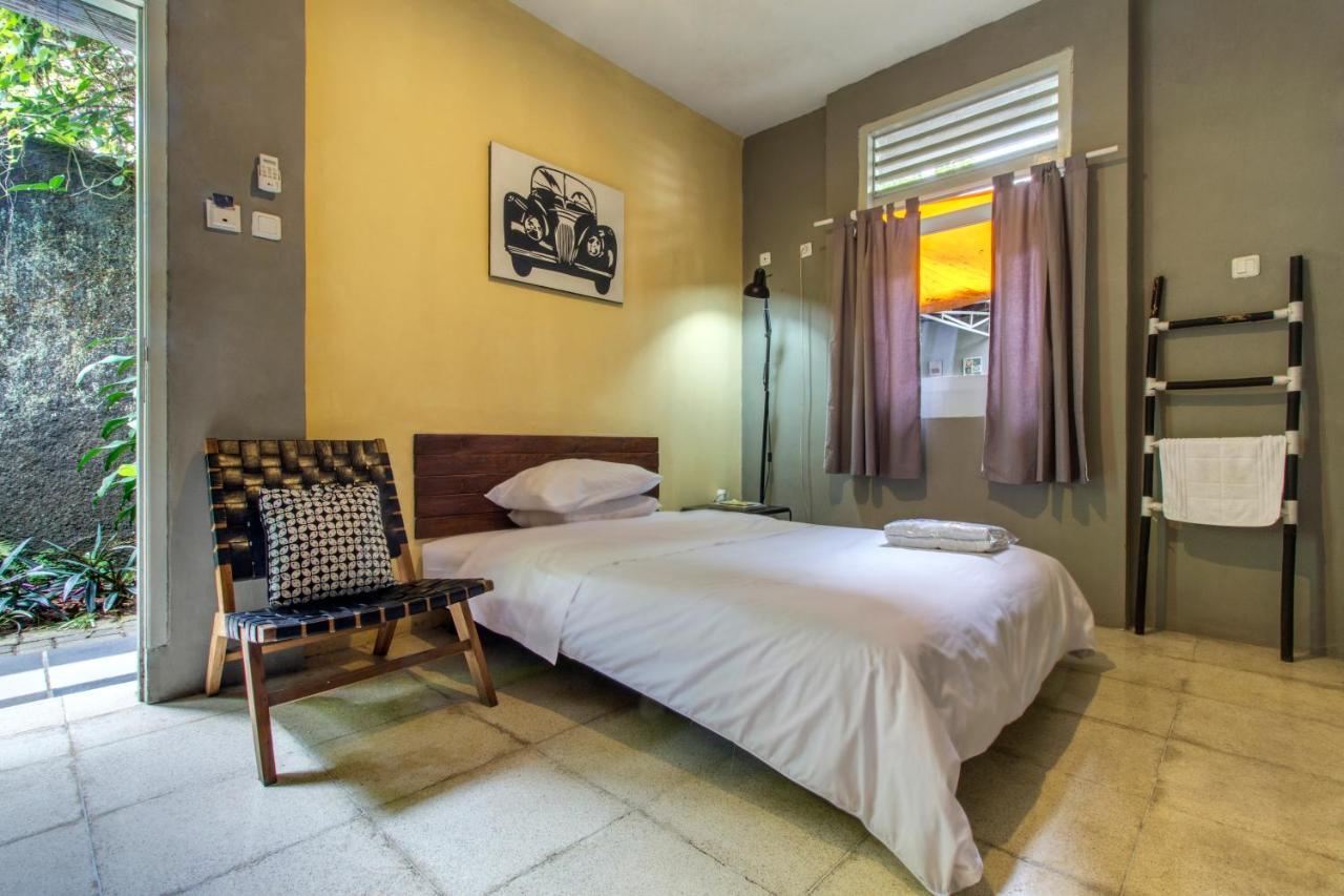 Jeng Tini Guest House Bogor Extérieur photo