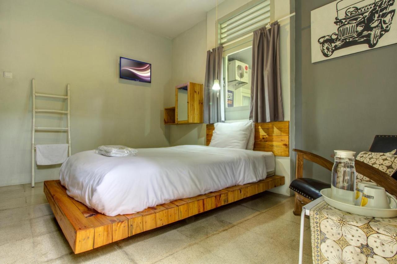 Jeng Tini Guest House Bogor Extérieur photo