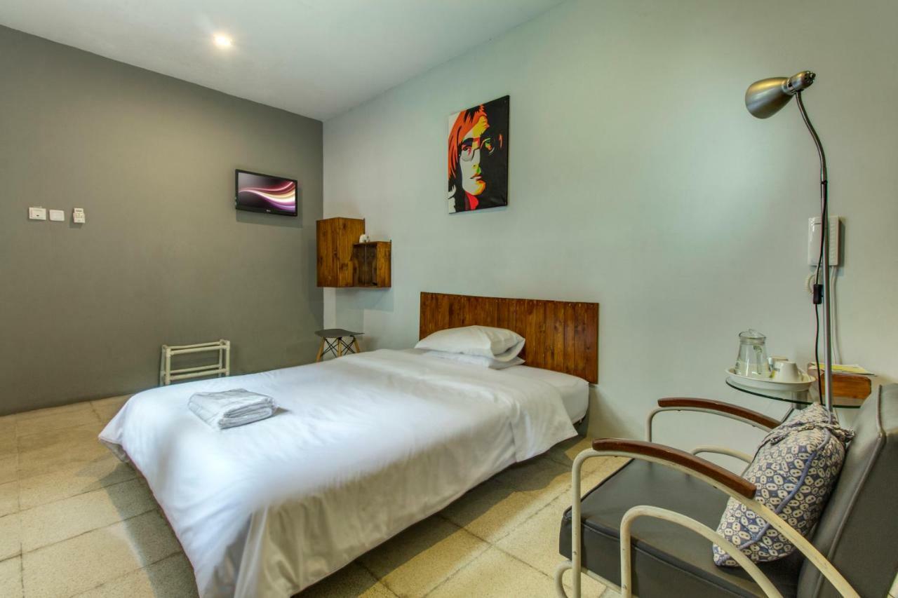 Jeng Tini Guest House Bogor Extérieur photo